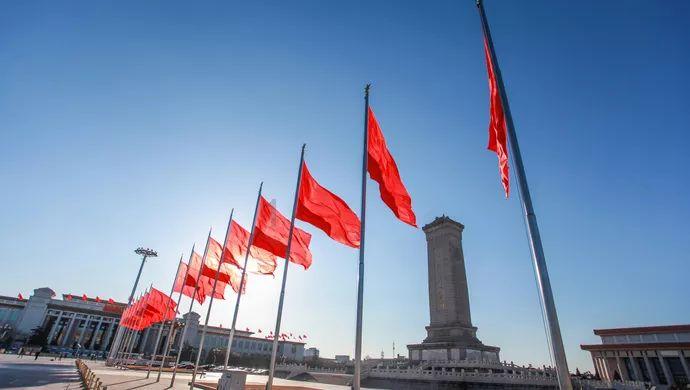 生性格内向，平日少言寡语，适合学医吗？为什么呢？游戏画面