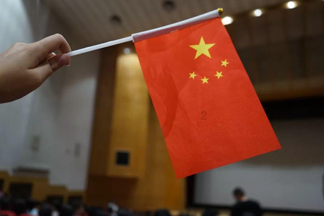 逆境英雄降临