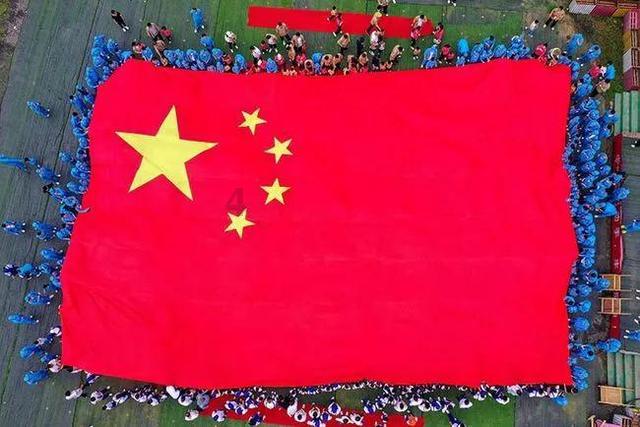 媒体人:国足开局没抢到但卡塔尔替补一般,抓紧偷一个就有戏