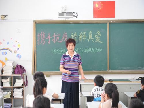 现在我们分手了。他说二年再联系了，二年后我们会在一起吗游戏画面