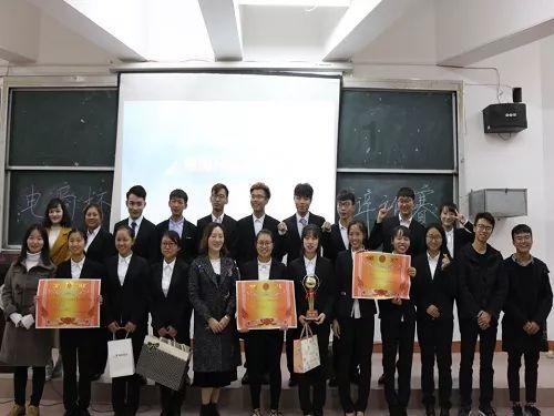 【惠民生 暖民心】落实稳岗返还政策助企解难纾困 乌鲁木齐市分3 批为 4 万家企业发放2023 年稳岗返还资金 2.17 亿元