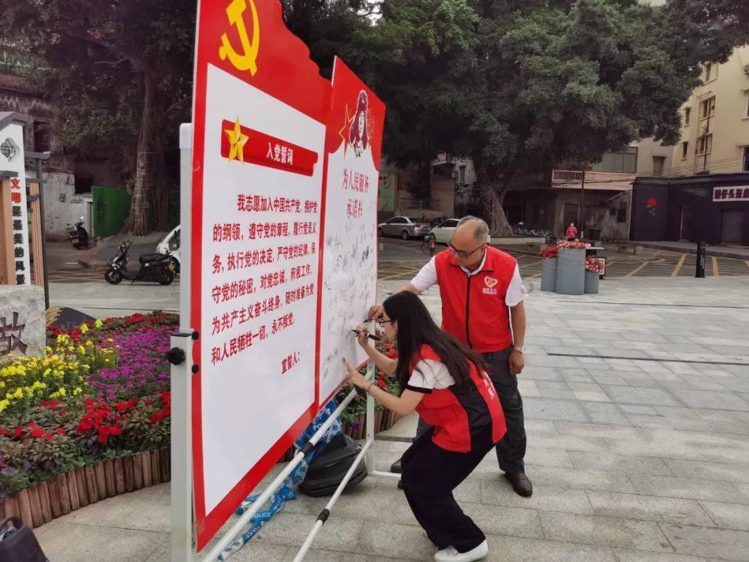 了解高中让学生投票决定次日菜谱,你觉得这个方法好吗?学生会欢迎吗?的绝佳平台!