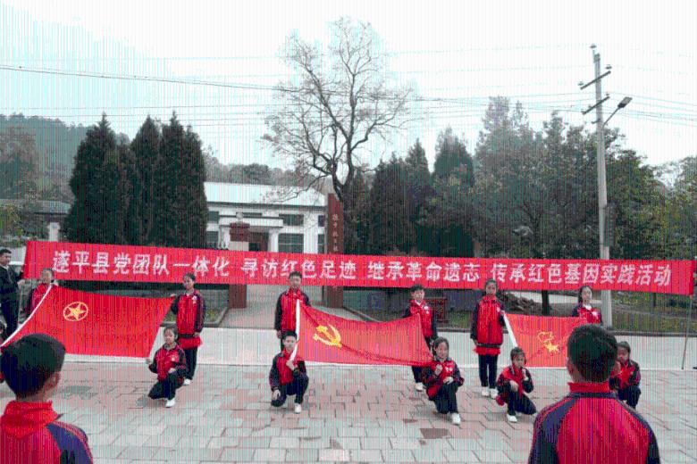 浮石之旅攻击同目标叠加伤害游戏画面