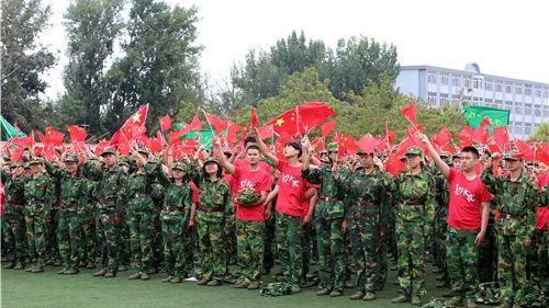 记者手记丨重返猛虎岗,两个“好人”的重逢与生命之光