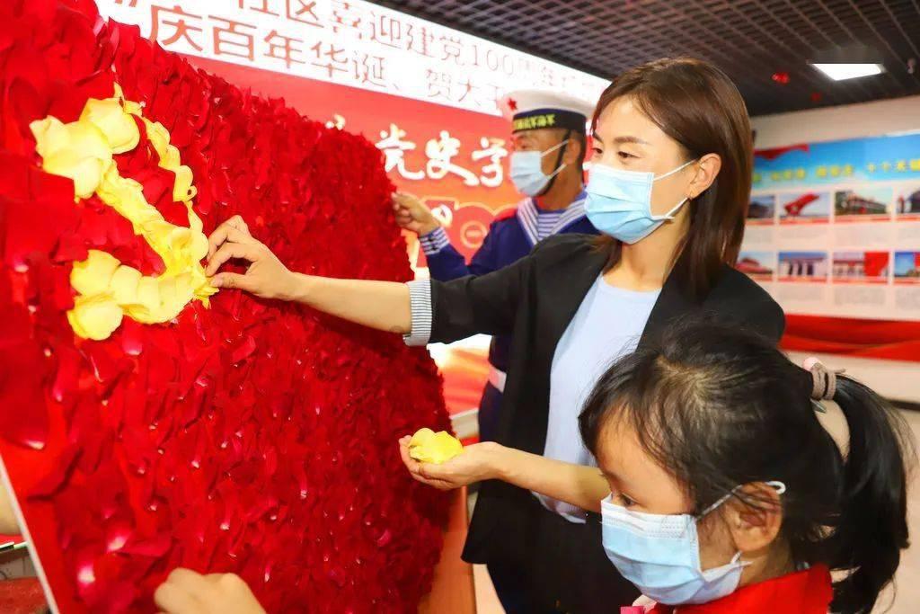 猫粮是为了方便还是为了猫咪的营养均衡？游戏画面