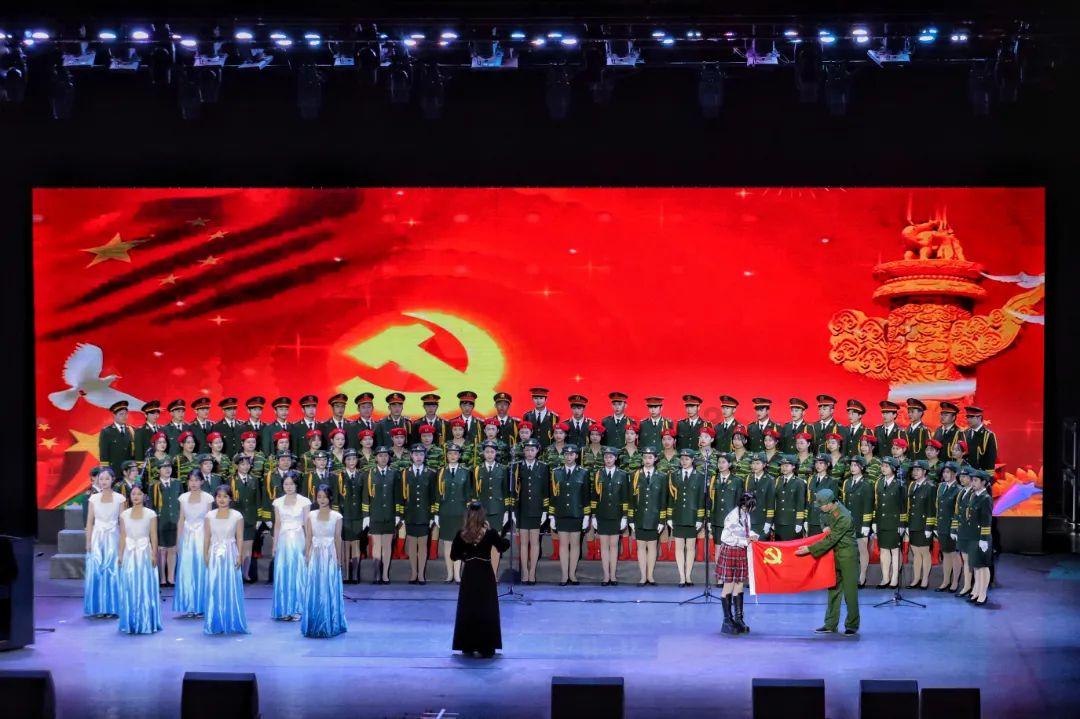 哈尔滨“冻柿子咖啡”火出圈 京东年货节下单德龙E系列咖啡机享6期免息